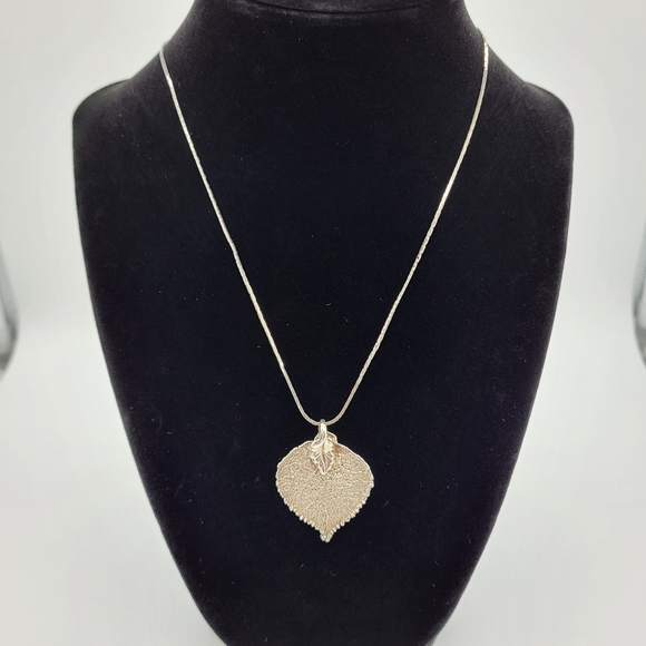 Vintage necklace - Picture 1 of 3